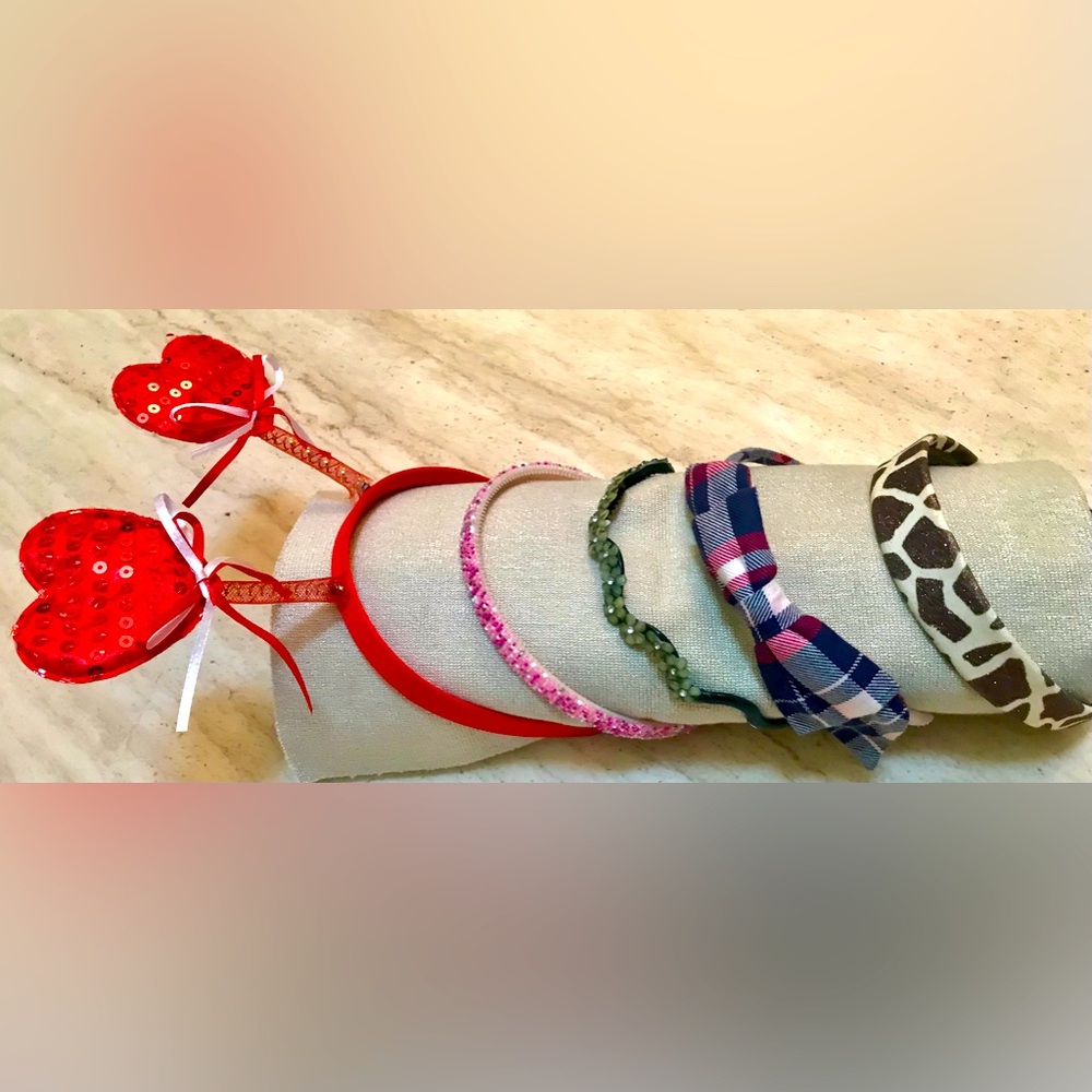 5 Headbands for Girls in Different Colors and Styles